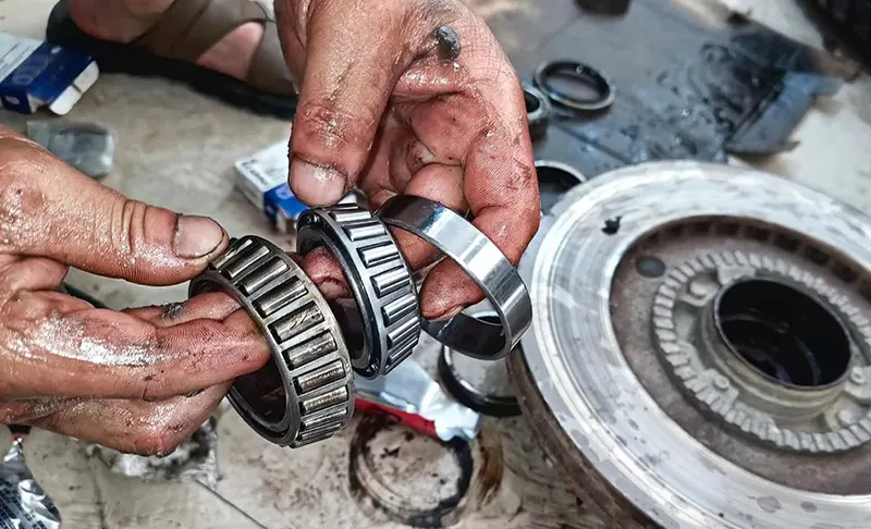 An Analysis of key points for the maintenance of tapered roller bearings